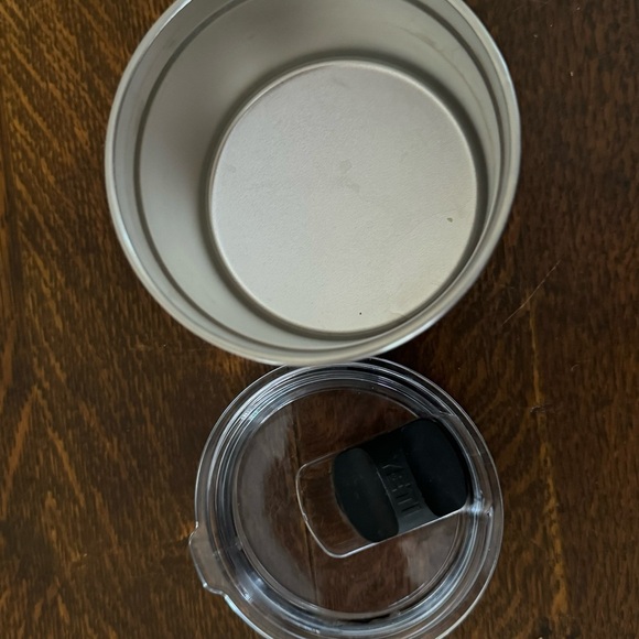 Yeti Charcoal 14 oz Rambler Mug - Picture 4 of 6